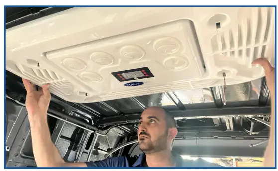 ROOFTOP RVSC 12000 BTU DC 12V RV Air Conditioning - Figure
8