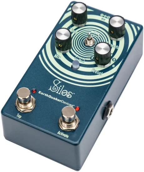 EarthQuaker Devices Silos Multi Generational Time Reflection Device.webp