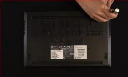 XPG DDR4 RGB Memory Module - SECURE THE BACK PLATE INTO PLACE