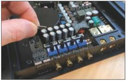 HELIX C ONE 1 Channel High End Amplifier - amplifier using the example