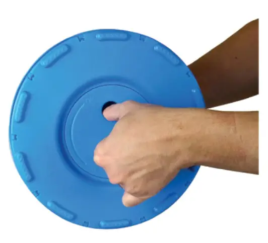 Kogan LPSTLBA Collapsible Stool - Collapsing the Stool